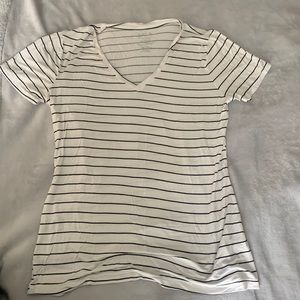 Apt 9 essentials short sleeved tee size medium